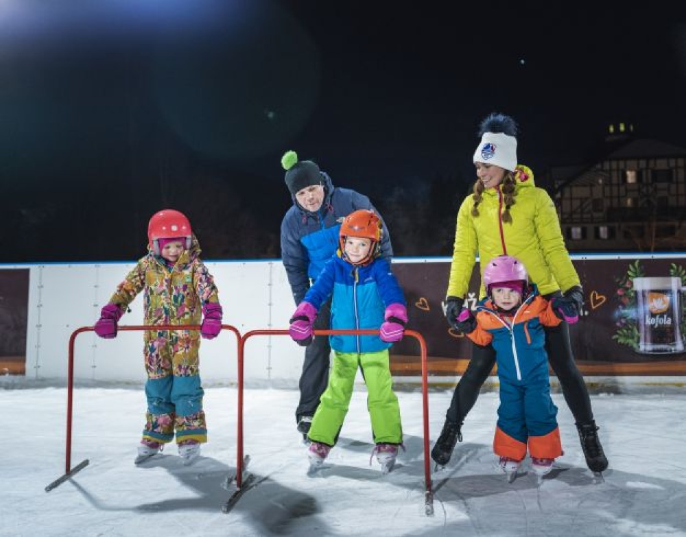 Ice skating at the Bedřichov 